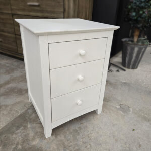 Lancaster Three Drw Nightstand
