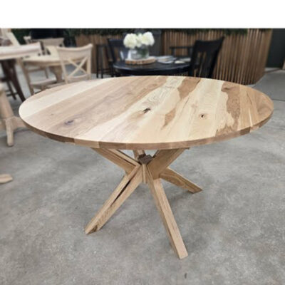 HICKORY HENNING TABLE